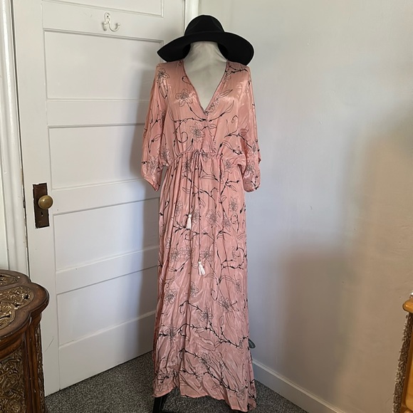 Pamela V Boho Dress - Picture 2 of 7